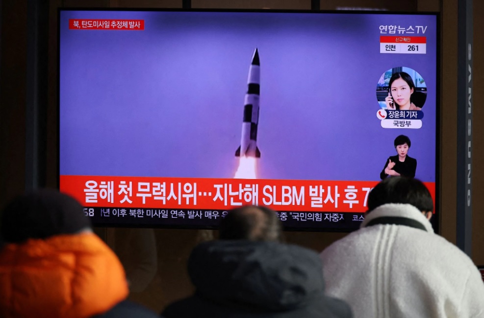 http://www.lea.co.ao/images/noticias/A Coreia do Norte dispara missil.jpg
